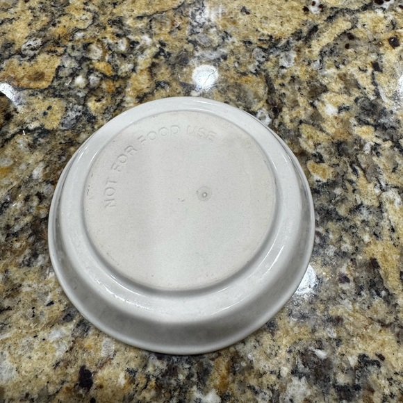 Wax Warmer Cream Color Intertek Brand Warming Plate No Light Bulb Needed - Picture 3 of 7